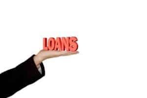 Betaler du for meget for dine lån? Så undgår du det i fremtiden